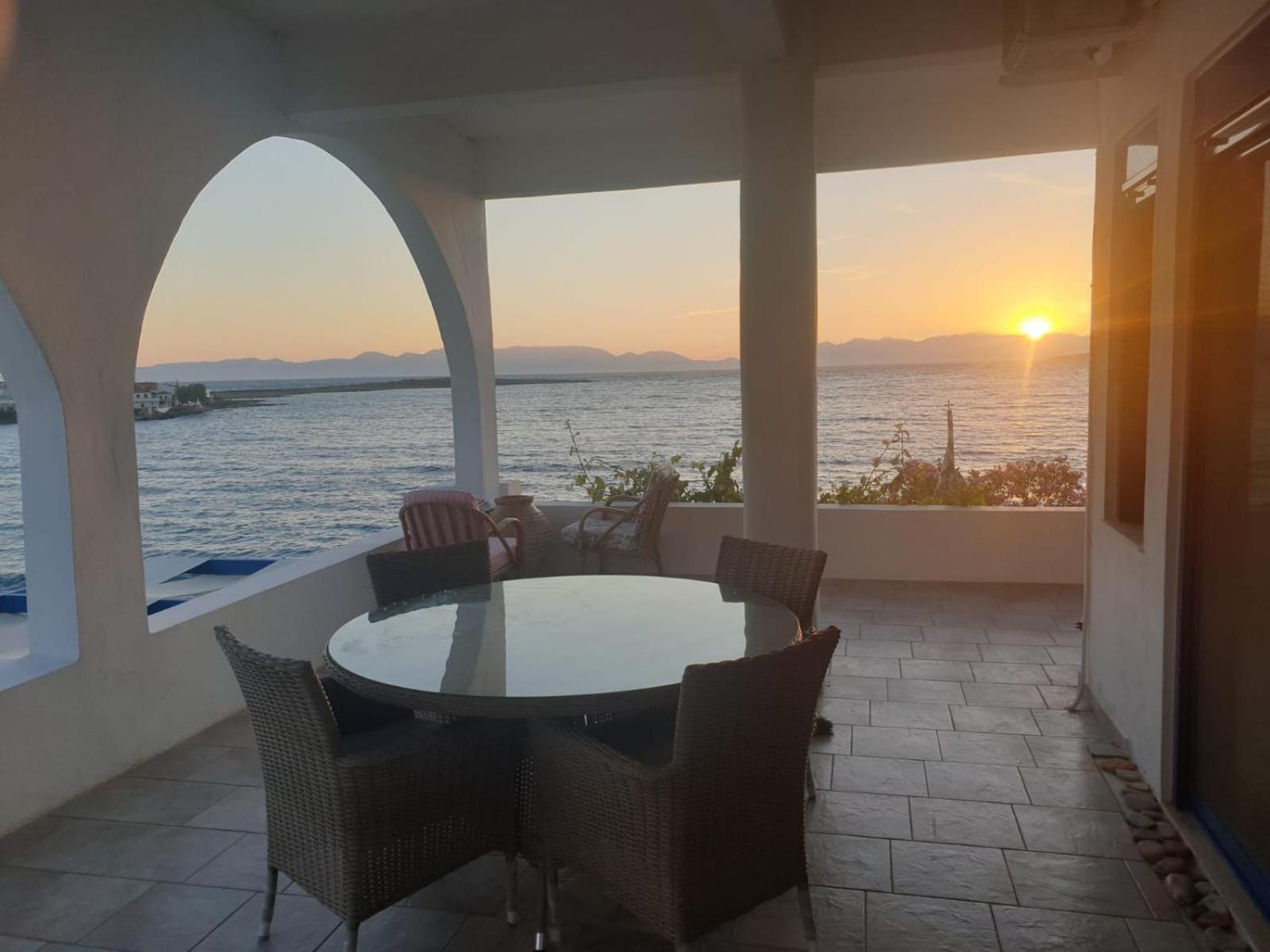 Sunset Holiday House Archangelos  Zewnętrze zdjęcie